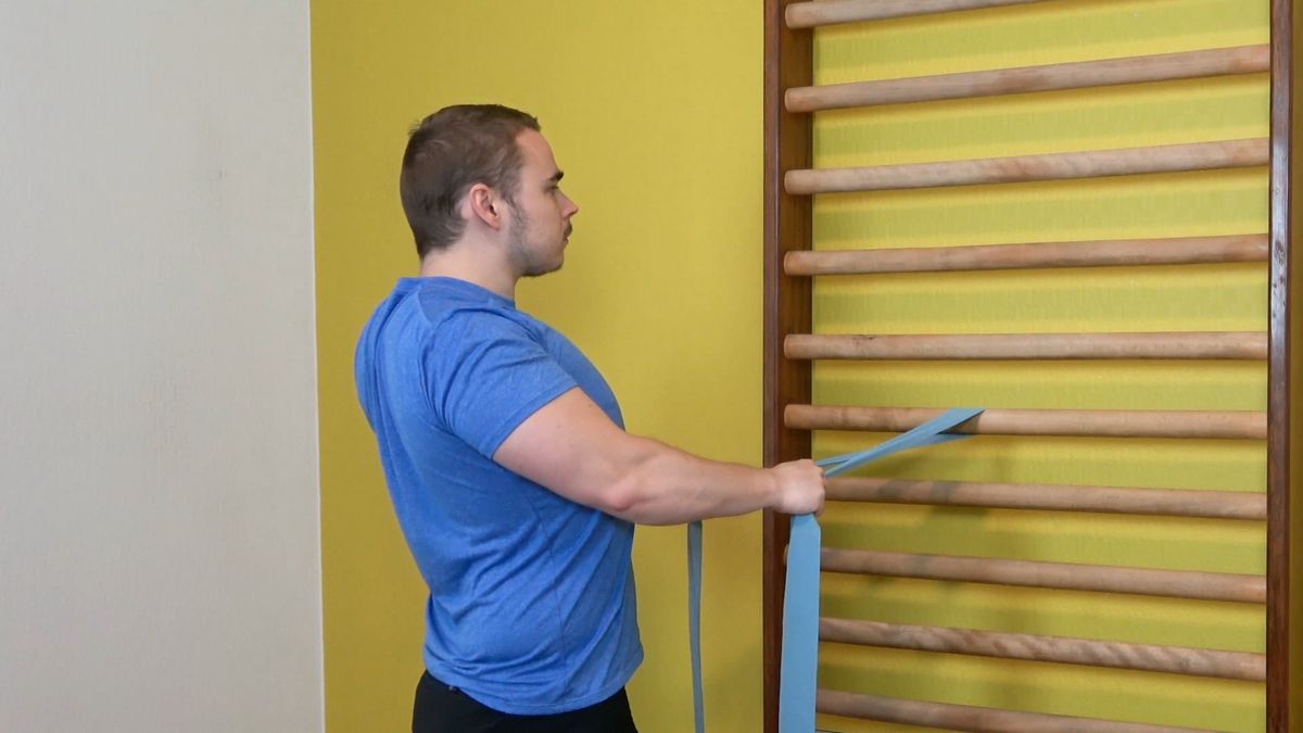 Scapula Retraction With Elastic Band
