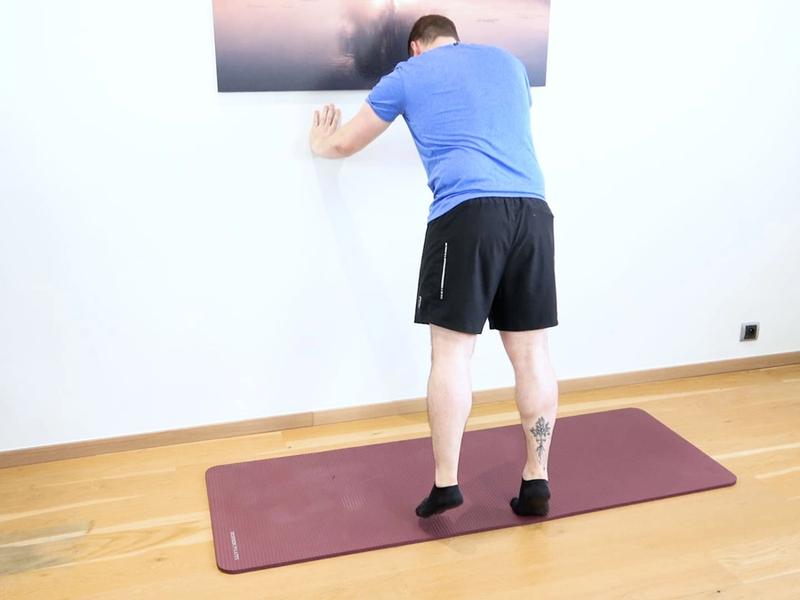 Alternate Calf Strengthening With Inclined Body, view 1