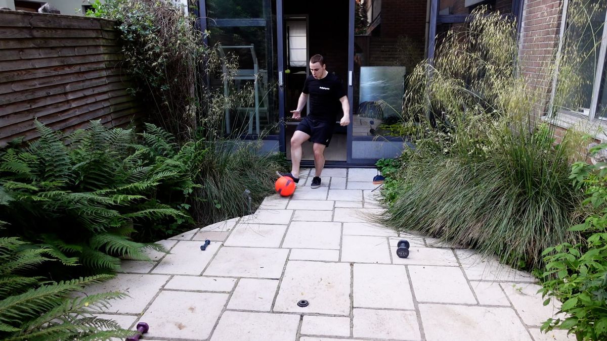 Support Exercise With Pass