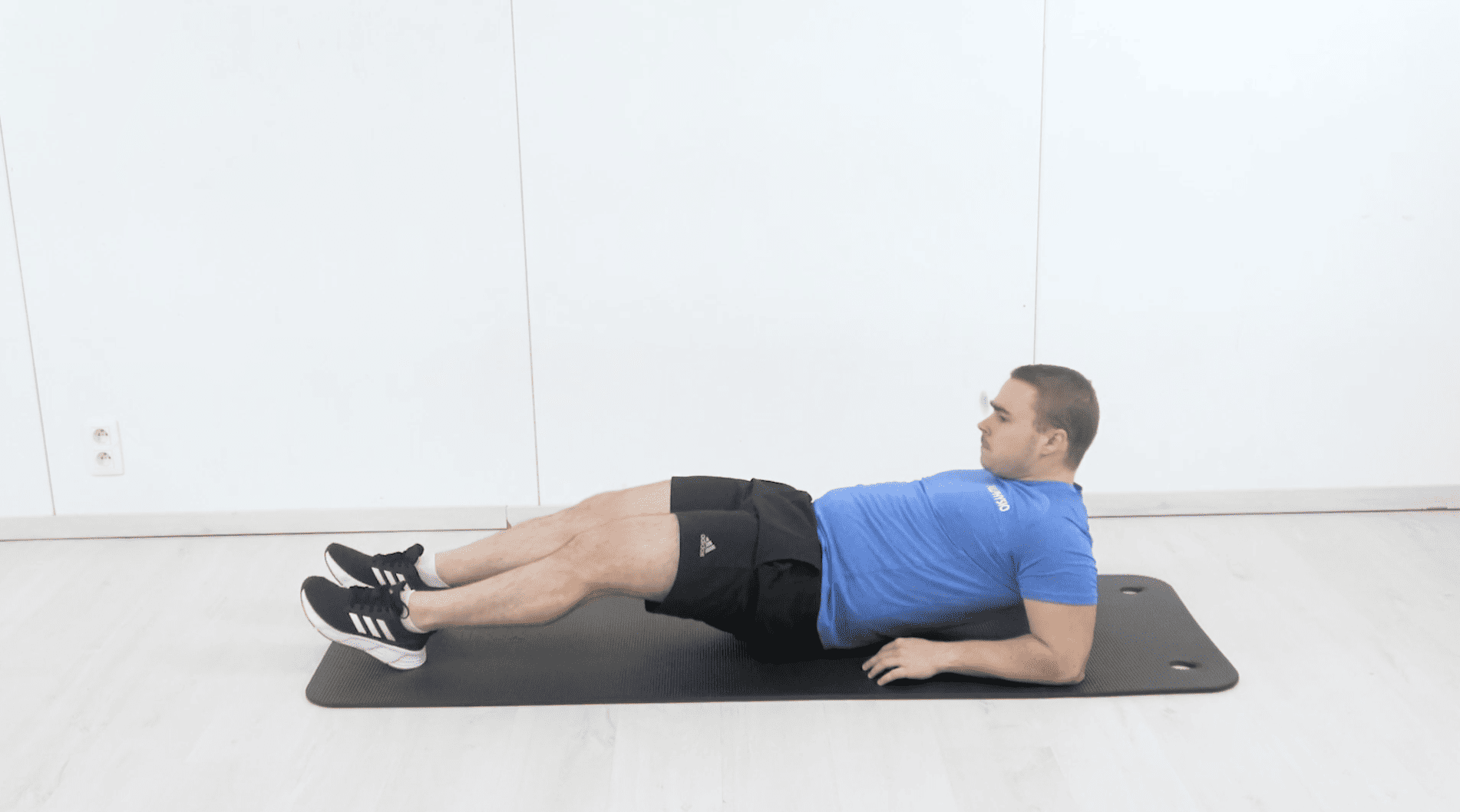 Gainage dorsal avec stabilisation dynamique cheville