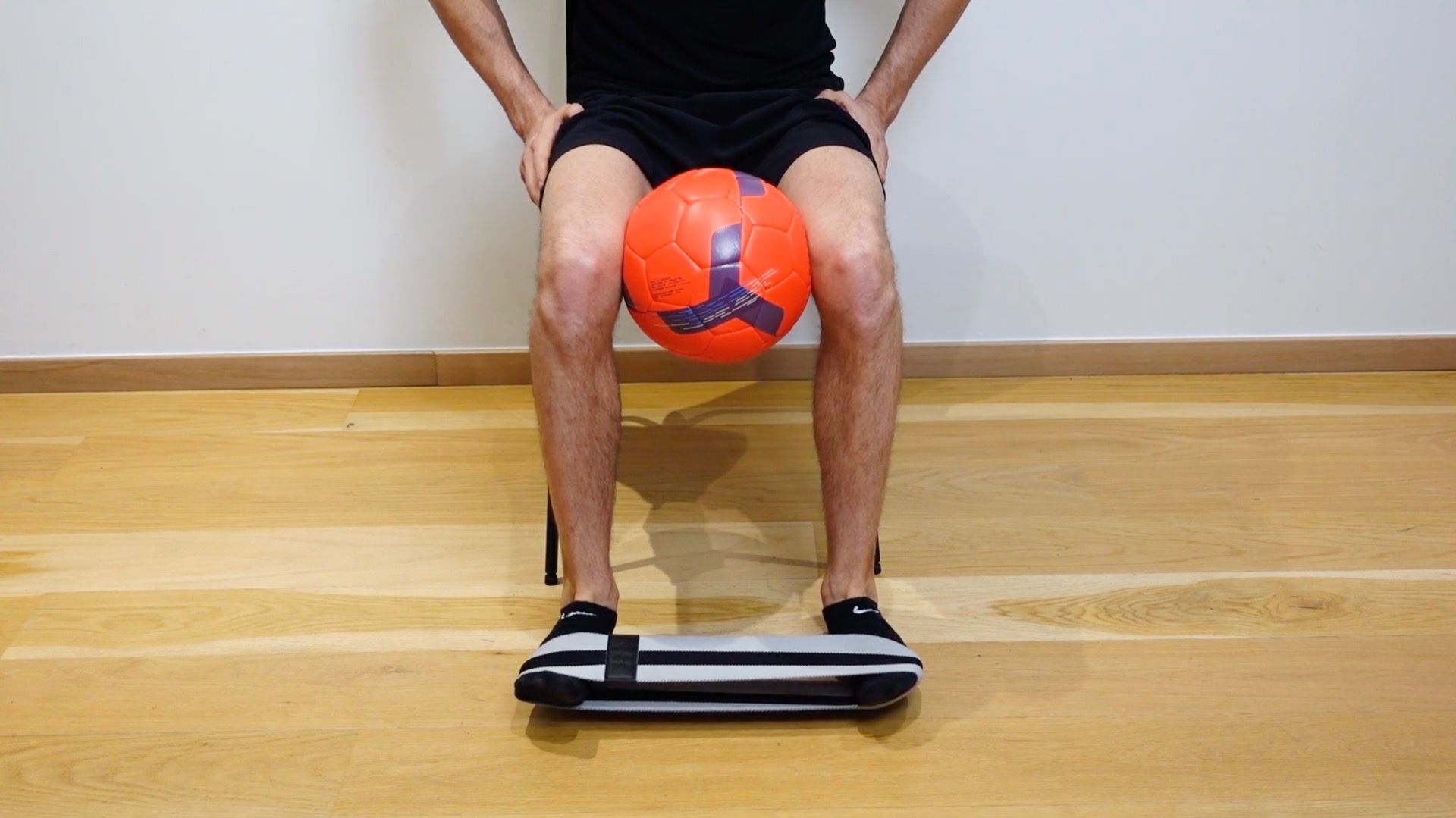 ABD Strengthening With Elastic & Ball Between Knees, view 2