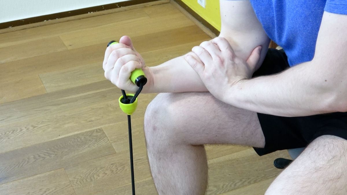 Renforcement des fléchisseurs du poignet avec élastique