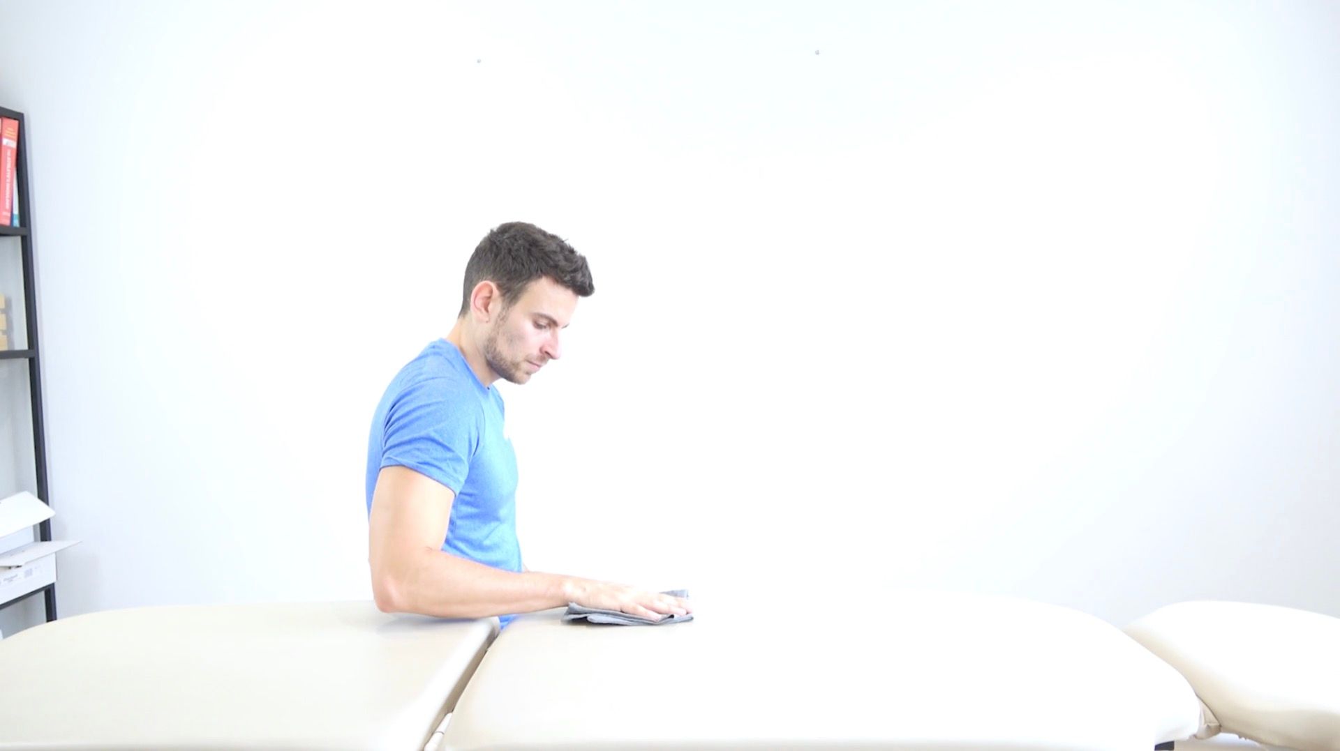 Flexion glissée de l'épaule, vue 1