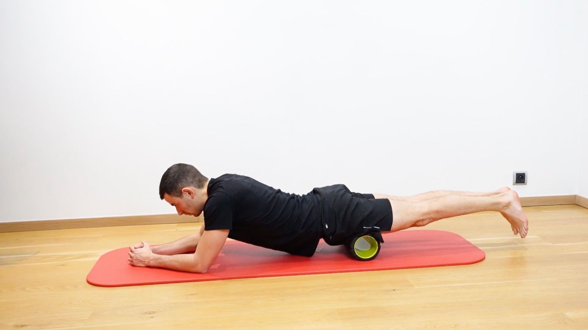 Quadriceps Tension Points Release With Log, view 1