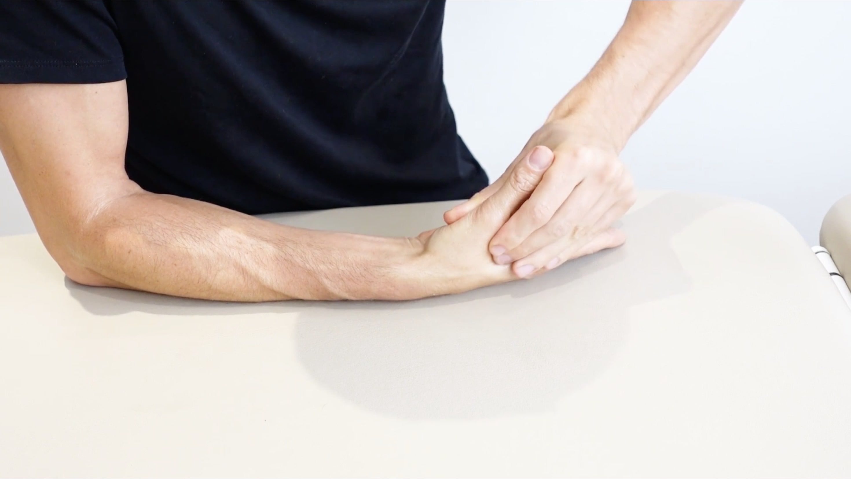 Thenar Compartment & First Extensor Compartment Massage, view 1
