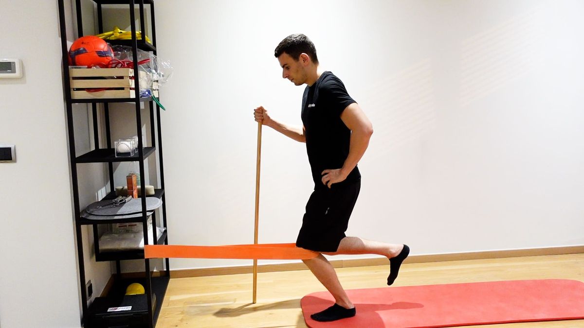Unilateral Knee Extension Strengthening