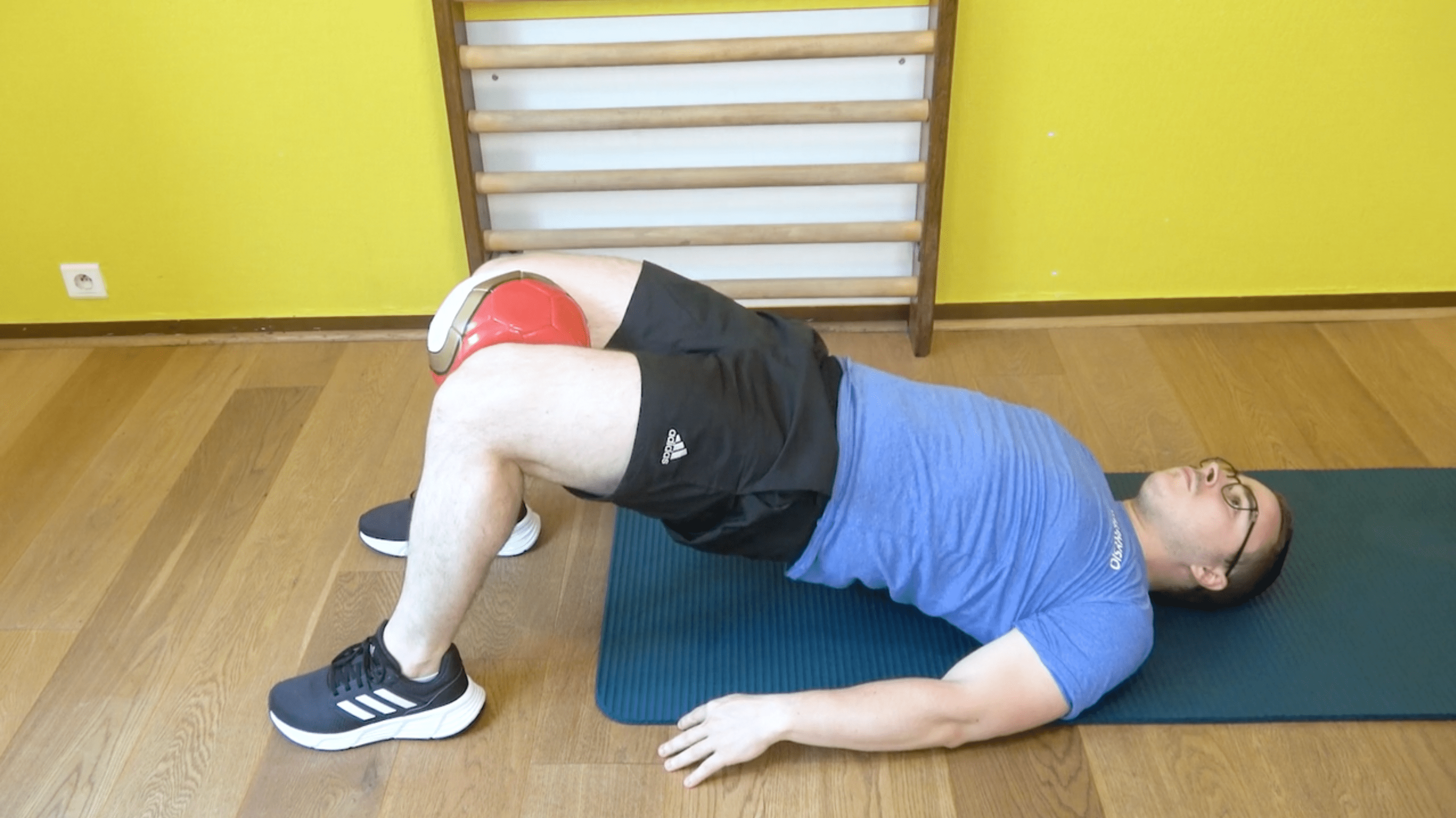 Pont bustier bras le long du corps avec ADD