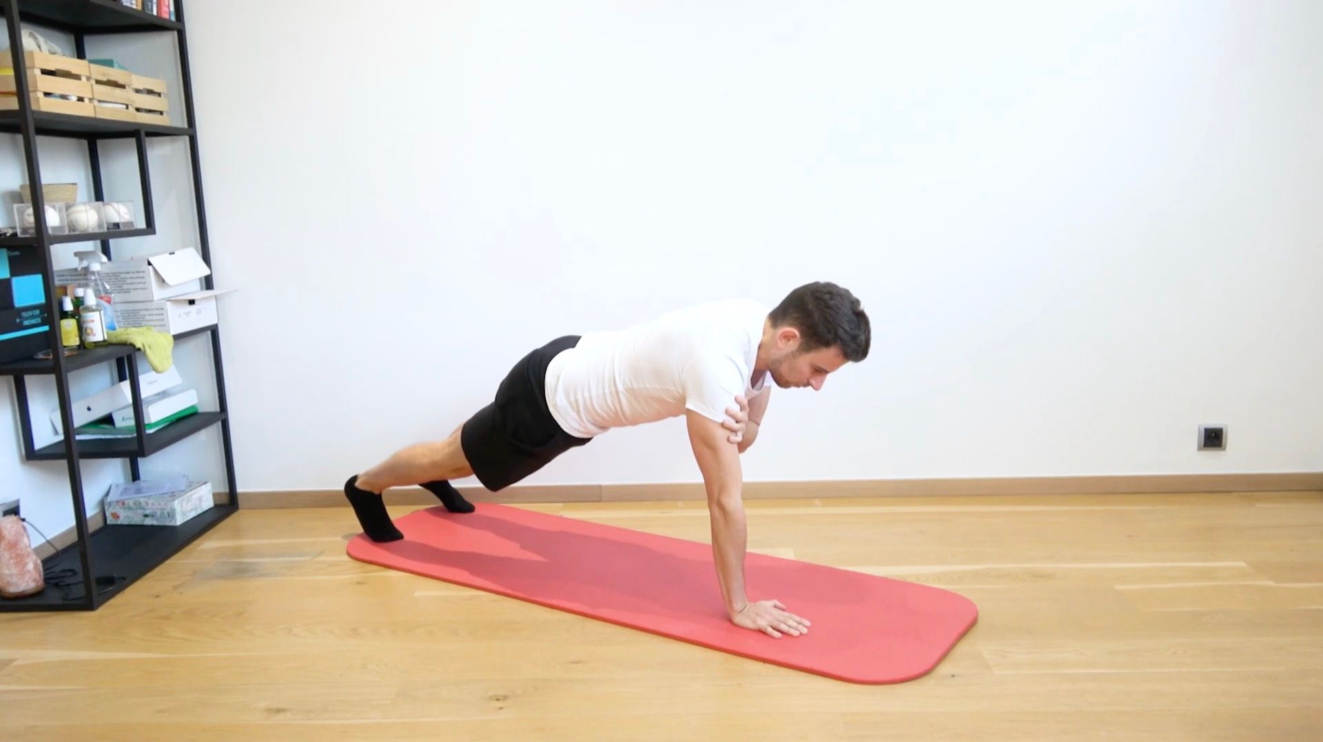 Push-Up With Shoulder Stabilization