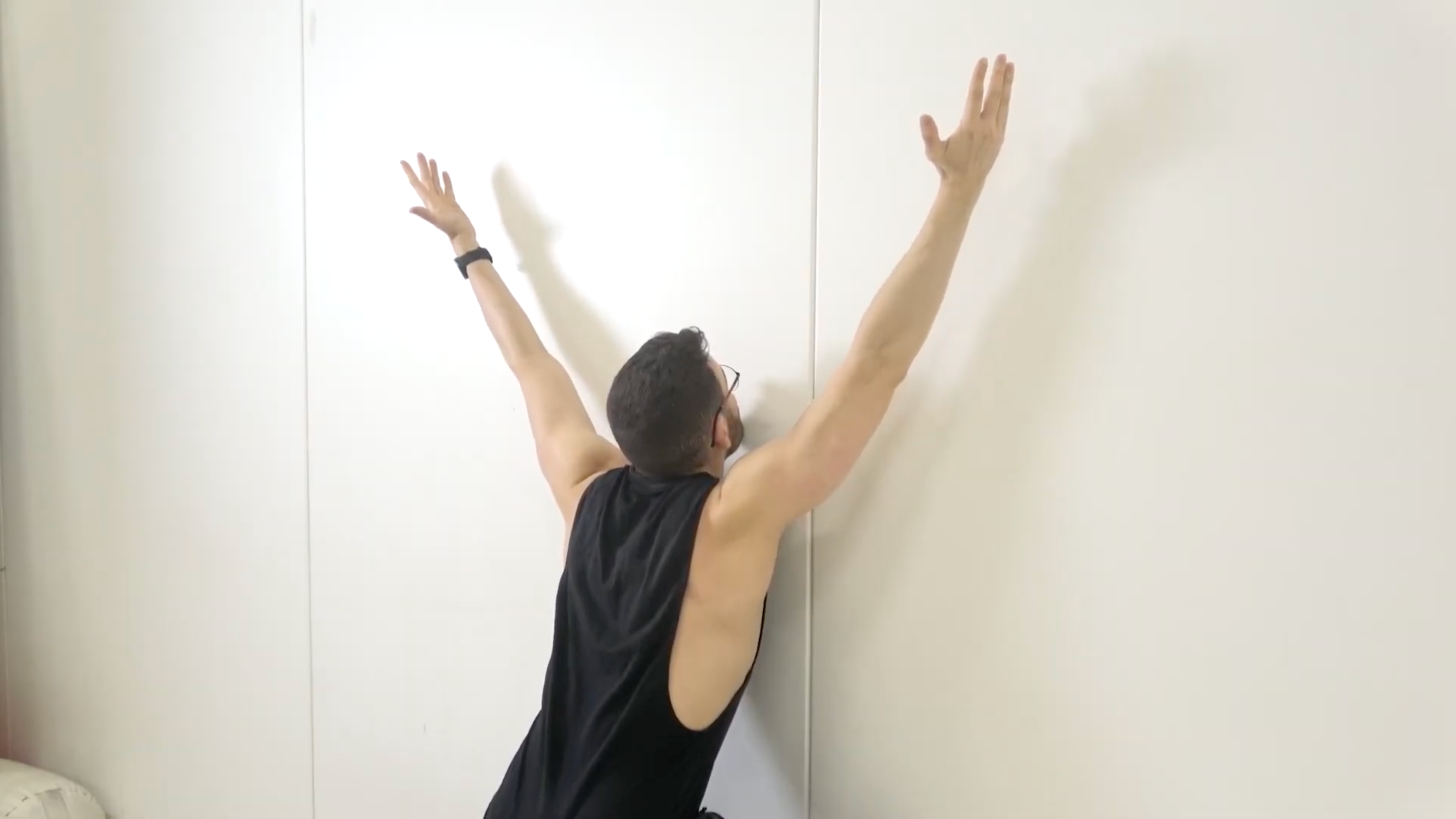 V-Arm Shoulder Flexion and Thoracic Extension