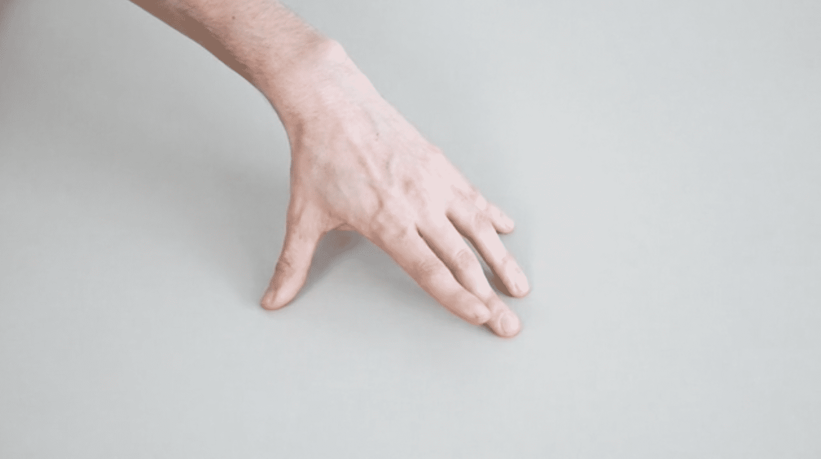 Fine Motor Skills With Alternating Finger Lift, view 1
