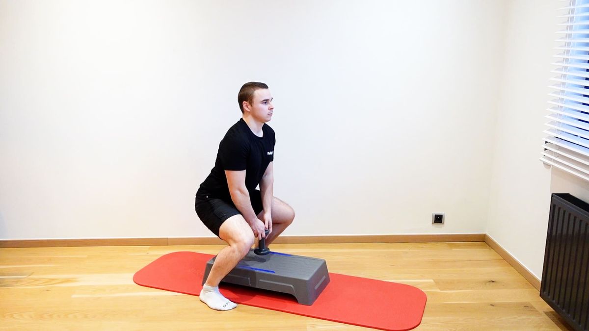 Squat With Range Marker