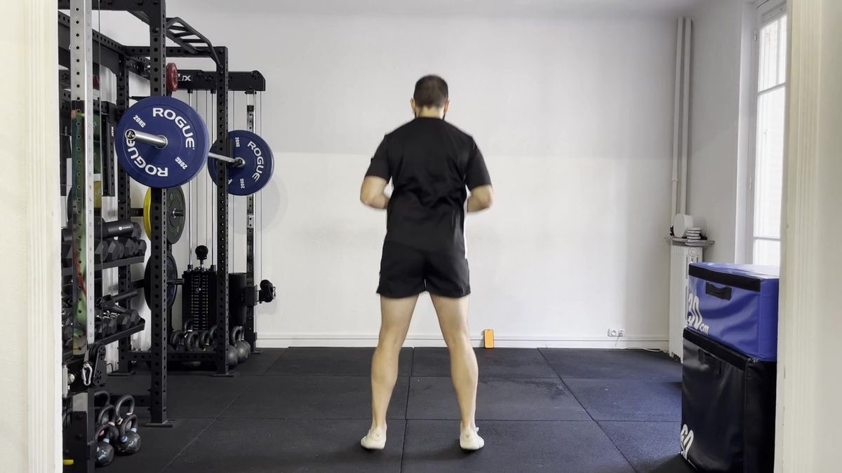 Broad jump + lateral hop avec signal visuel et inhibition