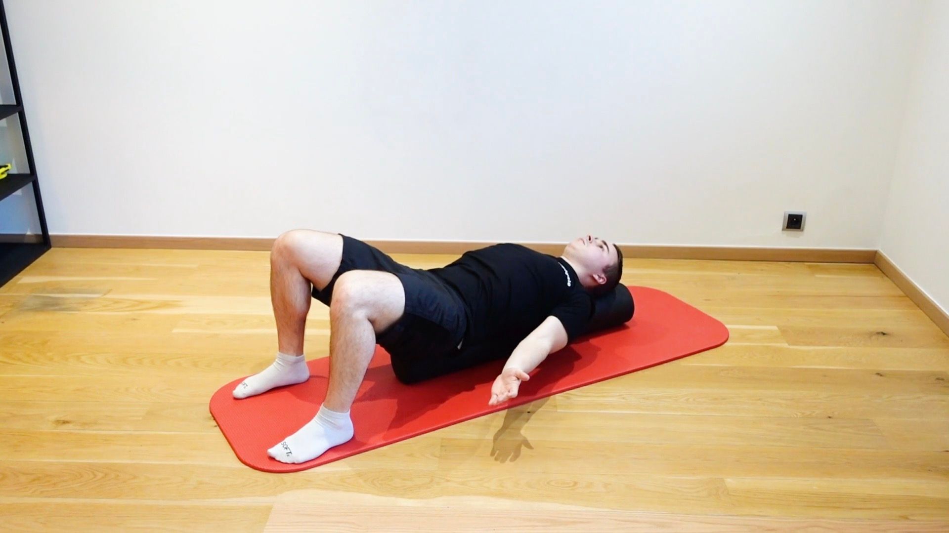Lower Back Stabilization With Thoracic Opening, view 1