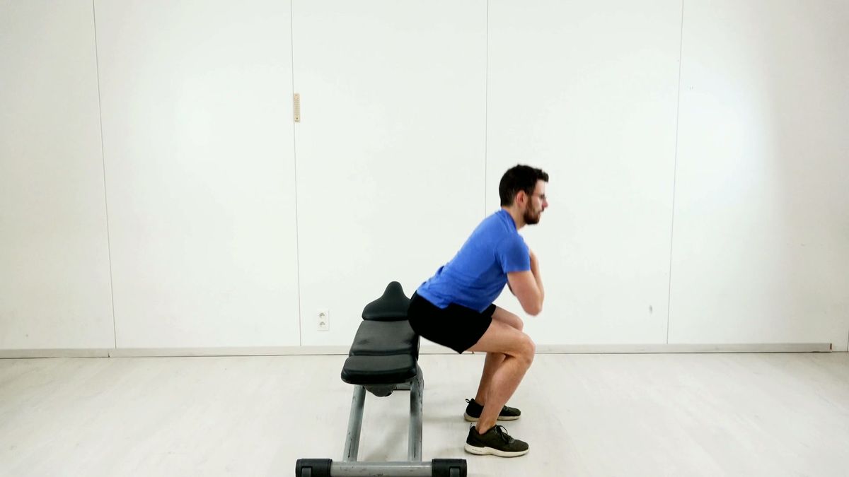Fast Sit-to-Stand on a Bench