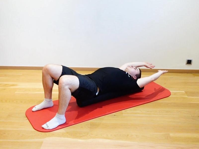 Lower Back Stabilization With Thoracic Opening, view 2