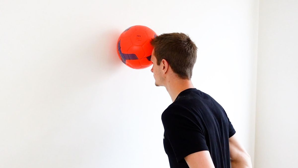 Renforcement cervical isométrique avec ballon