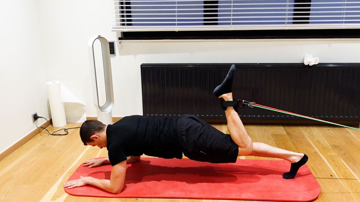 Core Strengthening With Hamstring Reinforcement