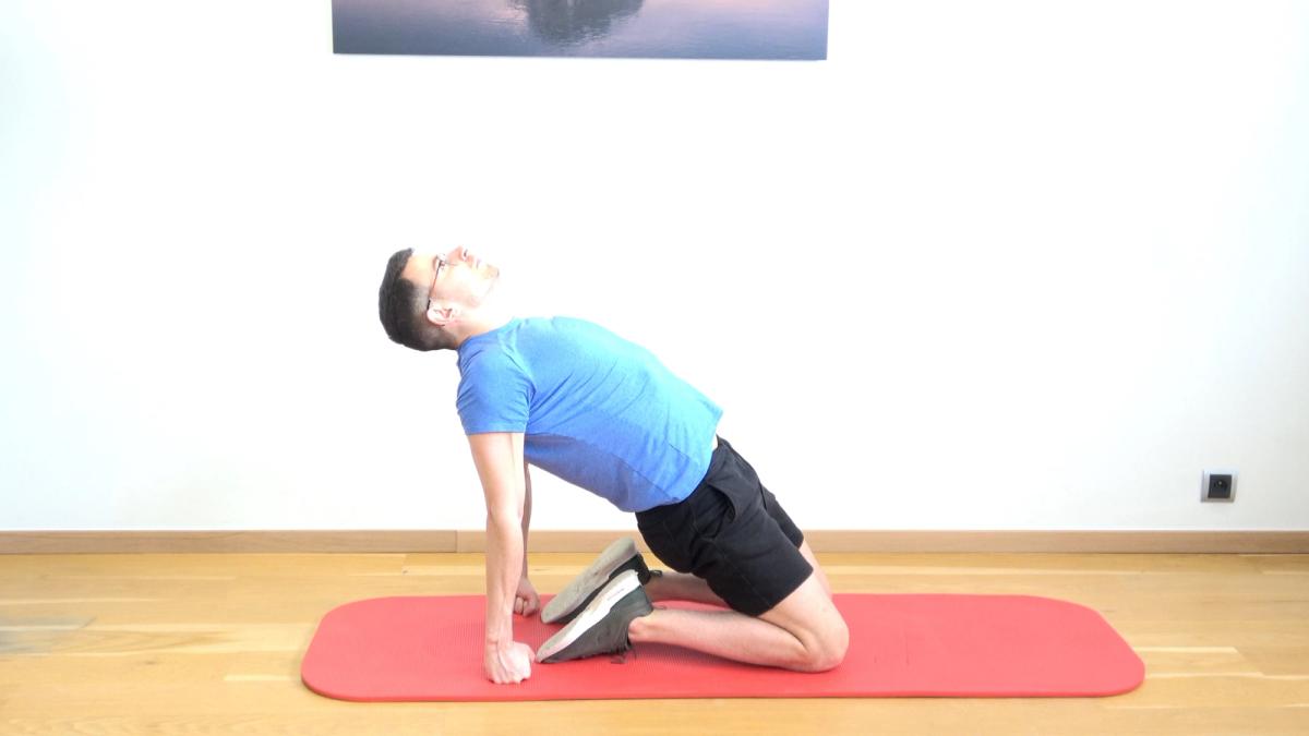 Kneeling Quadriceps Stretch With Hip Lift