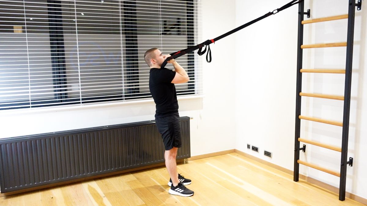 Renforcement biceps avec TRX