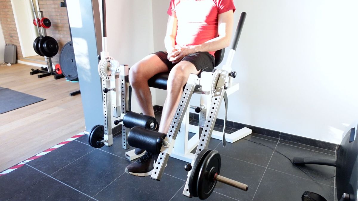 Isometric Leg Extension
