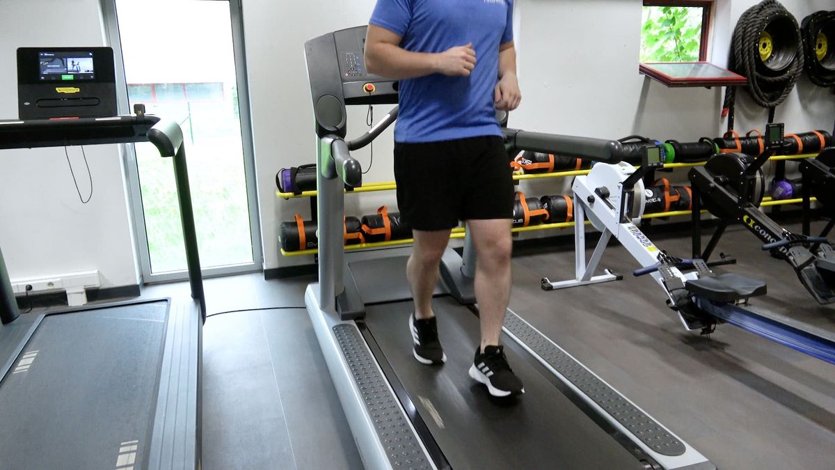Backward Running on Treadmill
