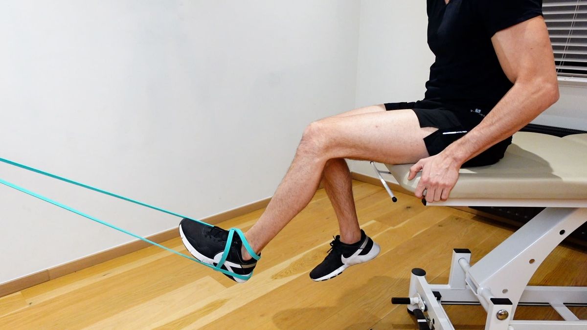 Eccentric Hamstring Strengthening With Elastic Band