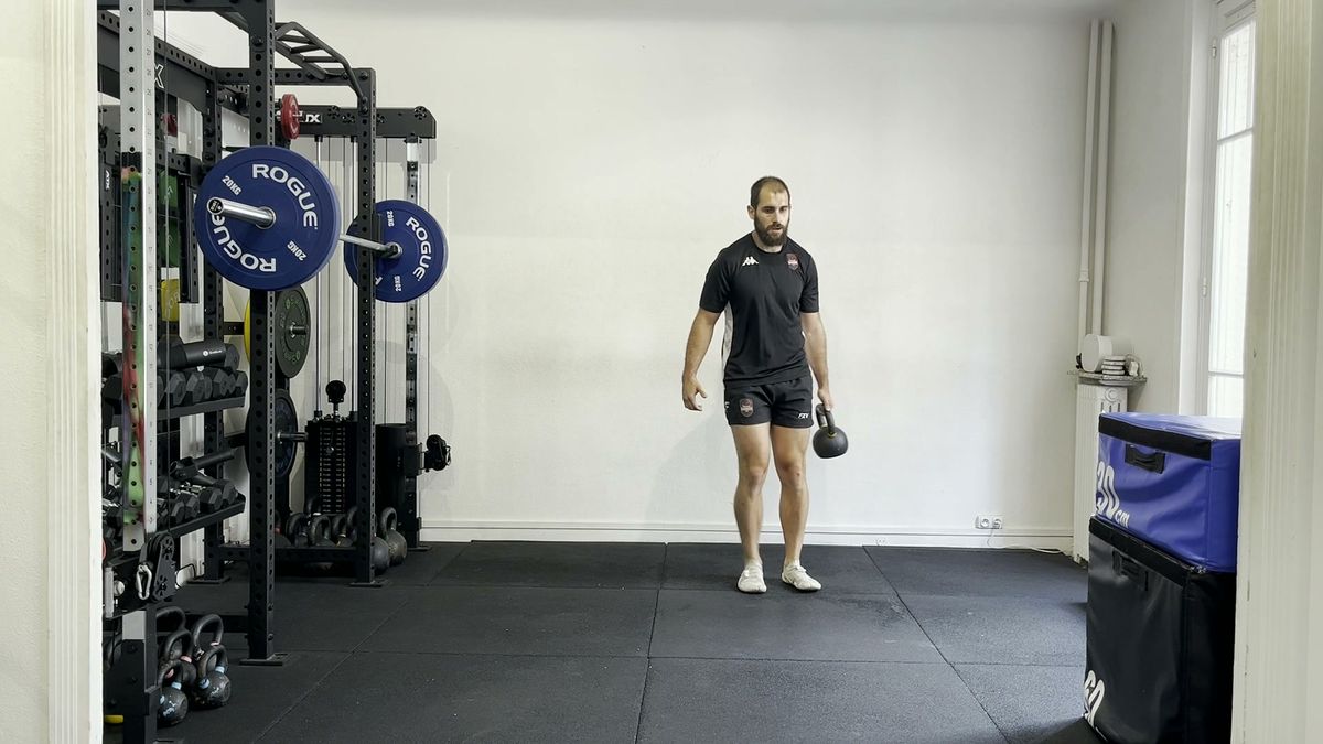 Lateral Hop With Kettlebell Perturbation at Push-Off