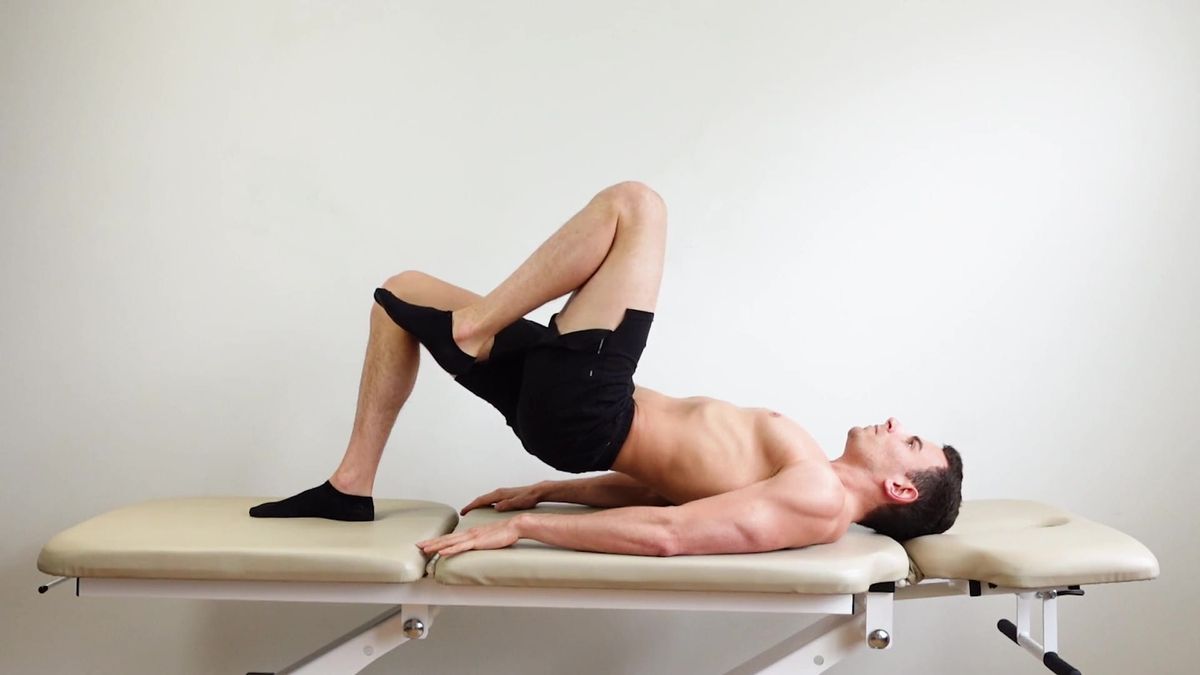 Transverse Strengthening in Bridge Position With Hip Flexion