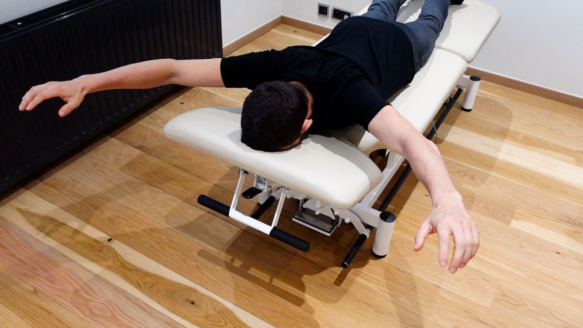 Abduction horizontale active dans le plan scapulaire