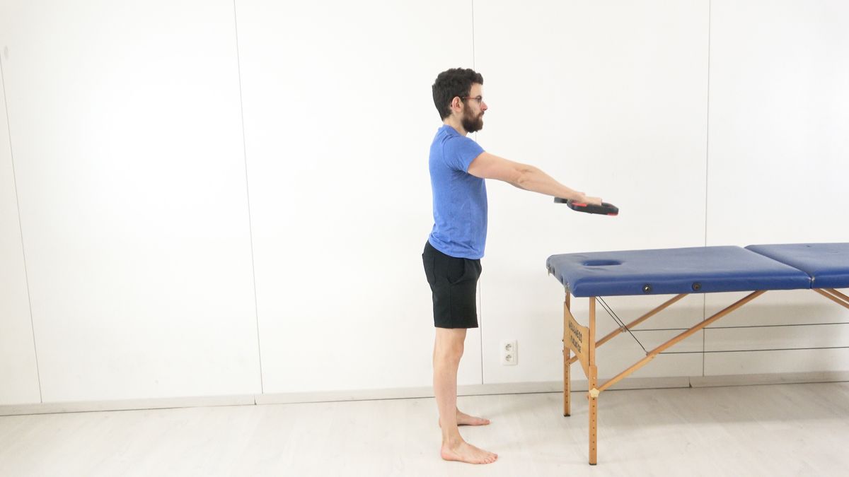 Eccentric Shoulder Distraction
