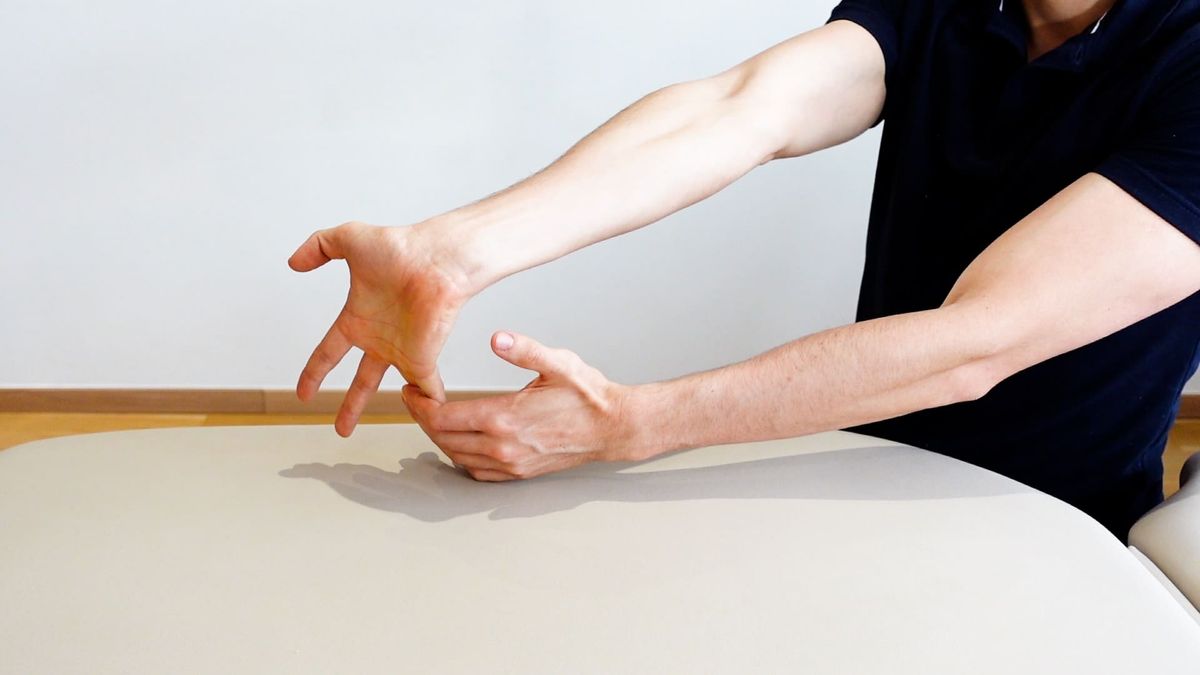 Fingers 4 & 5 & Wrist Flexor Stretching