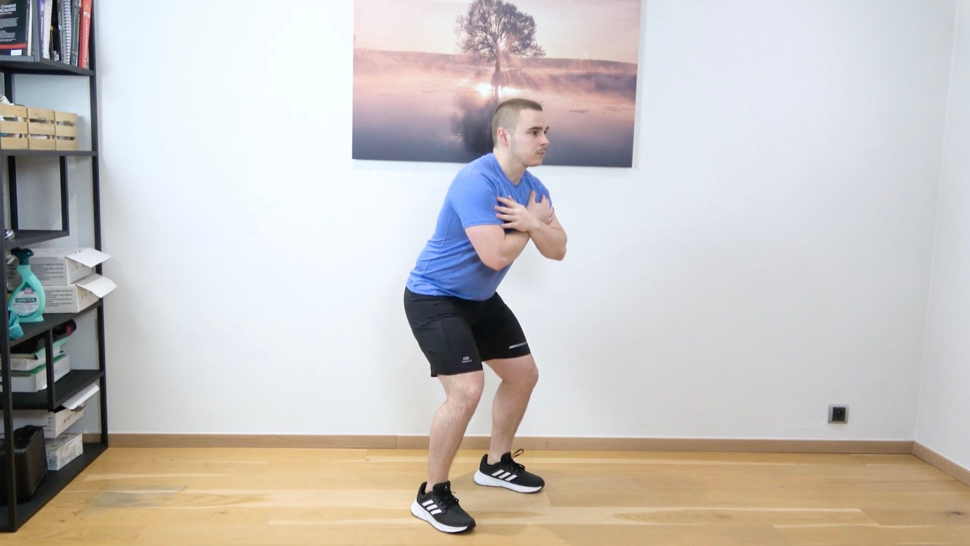 30° Squat