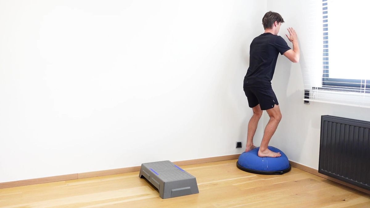 Lower Limb Motor Control With Bipodal Reception