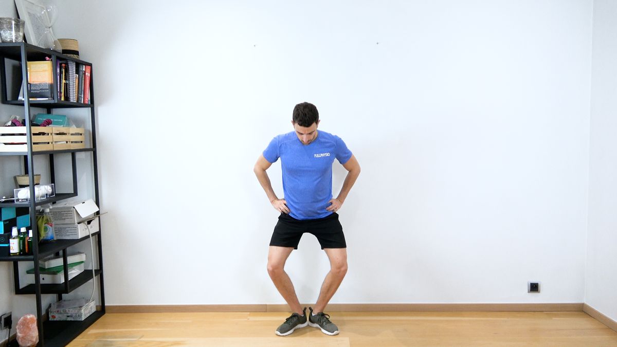 Squat With Legs Open / Closed