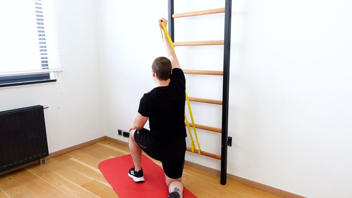 Anterior Serratus Strengthening in Kneeling Position
