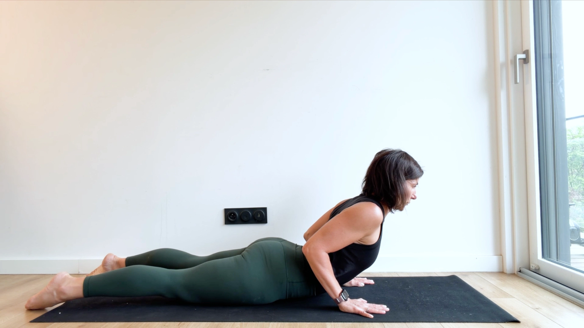 Cobra (« Bhujangasana »)