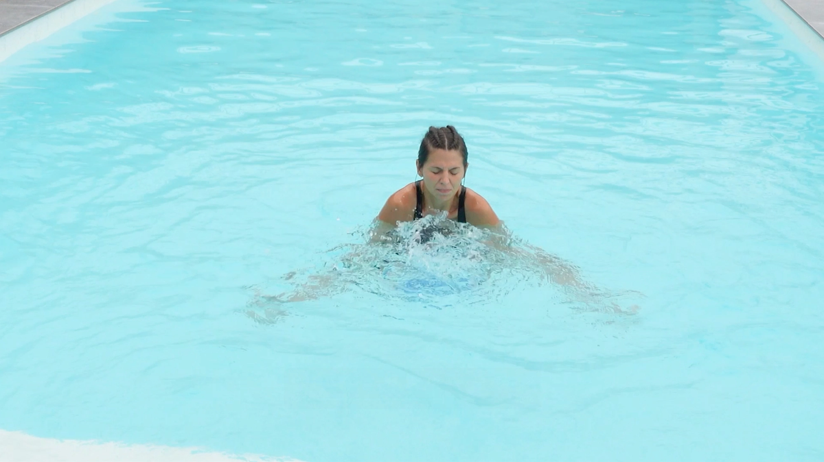 Straddle Jumps With Support on a Kickboard