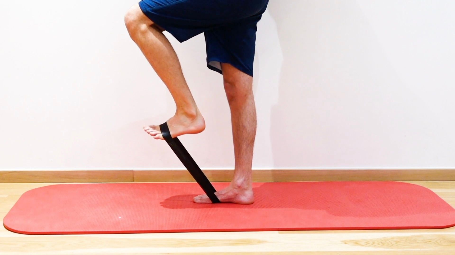Dorsiflexion Strengthening With Elastic Band, view 2