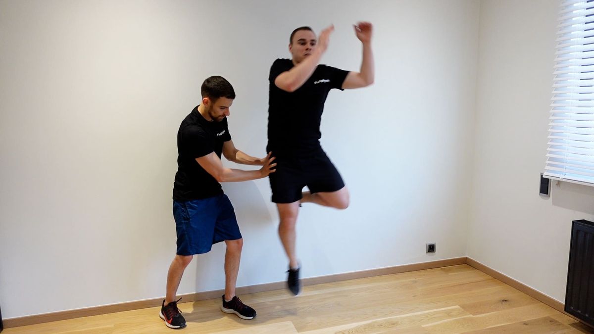 Single-Leg Jumps Landing With Destabilization