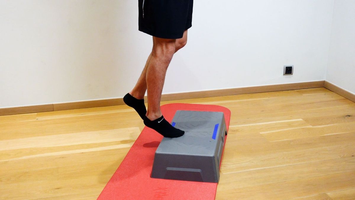 Single-Leg Calf Strengthening on Step
