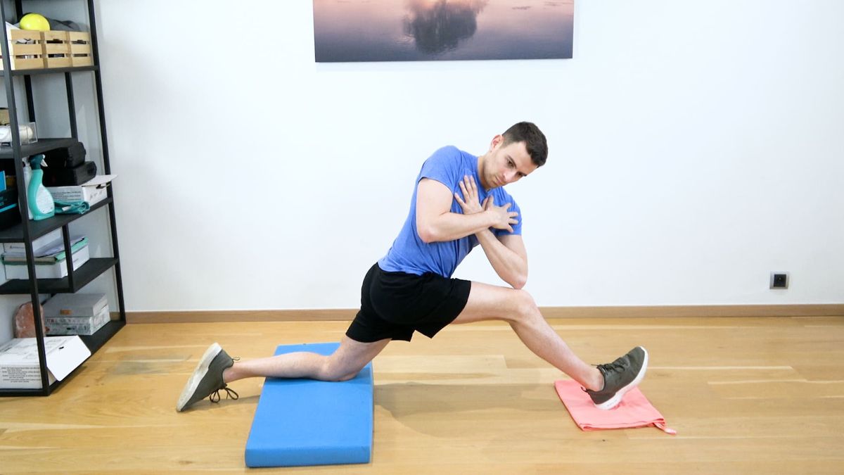 Sliding Eccentric Flexors With Trunk Rotation