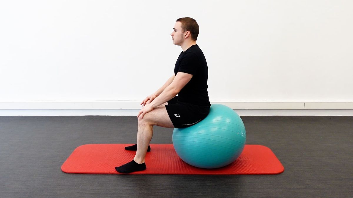 Active Sit-Up on Swiss Ball
