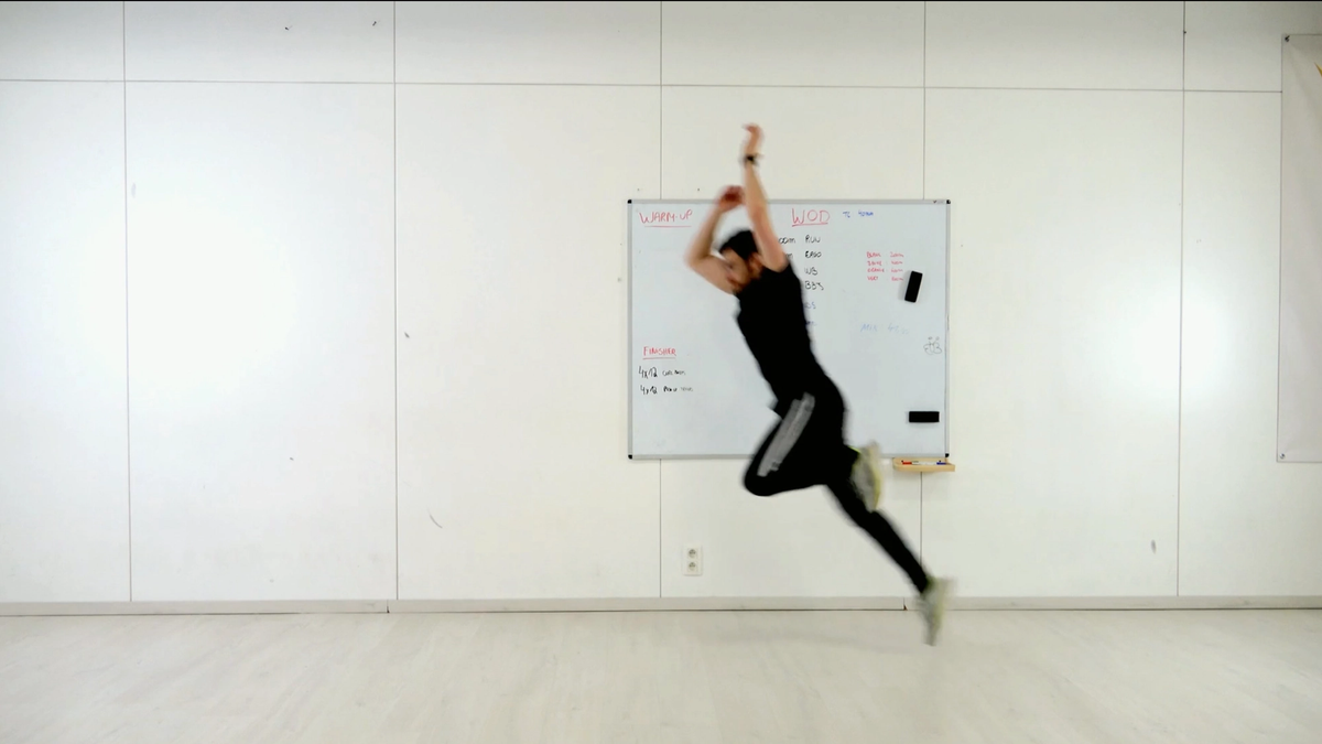 Saut vers l’avant sur une jambe