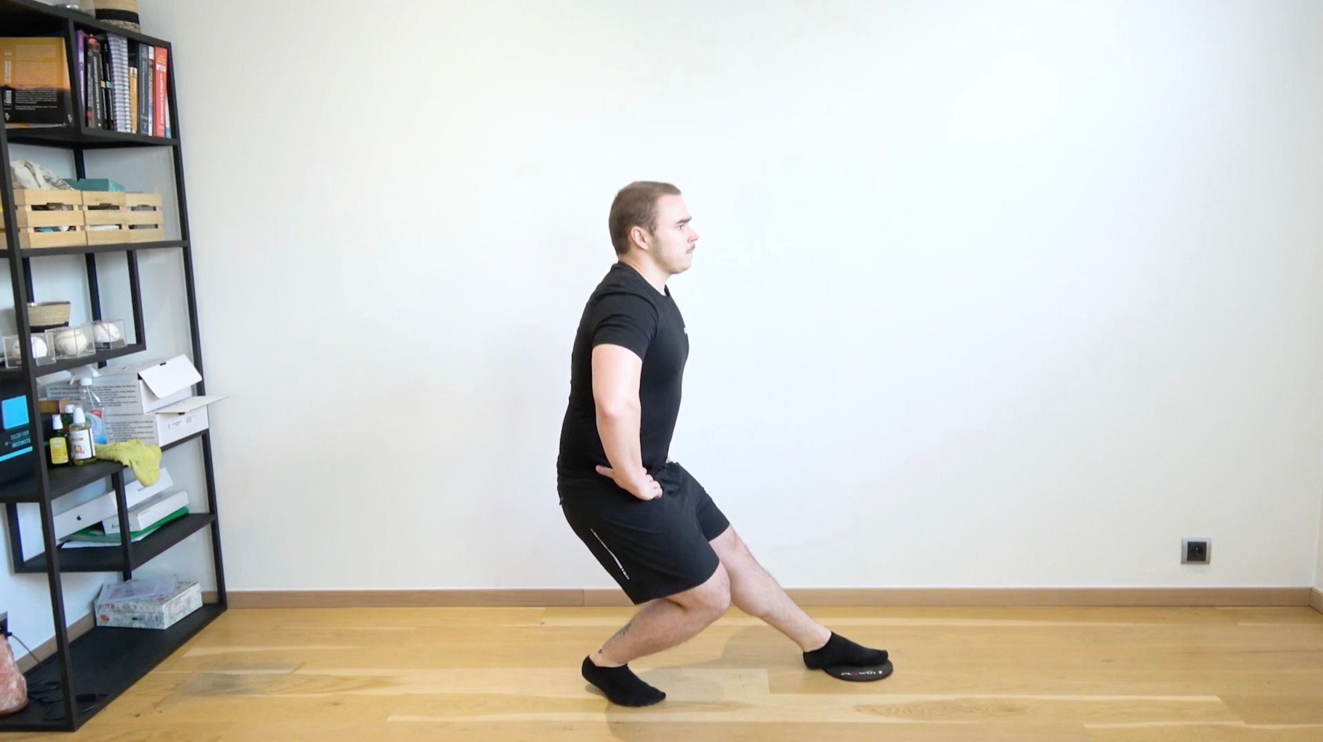 Quadriceps Strengthening With Slider