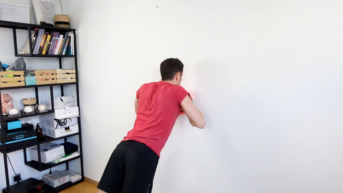 Inclined Push-Up on a Ball