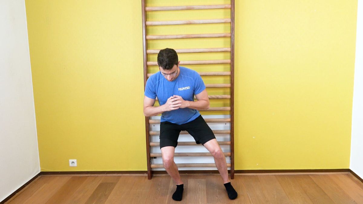Unilateral Support in Squat