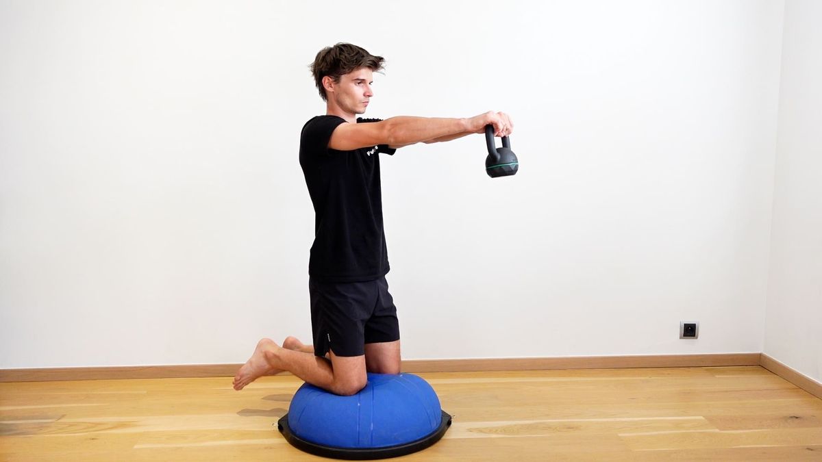 Stabilité sur Bosu avec élévation antérieure