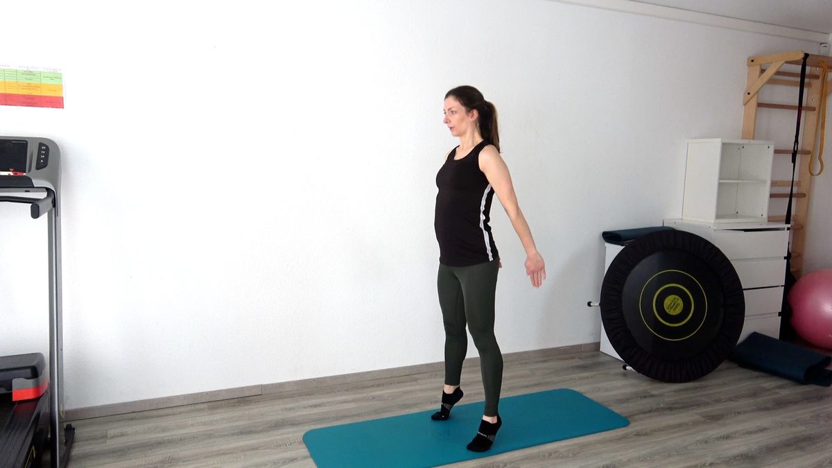 Squat With Calf Raise