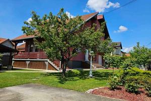 KUĆA-ŠIRI CENTAR 2