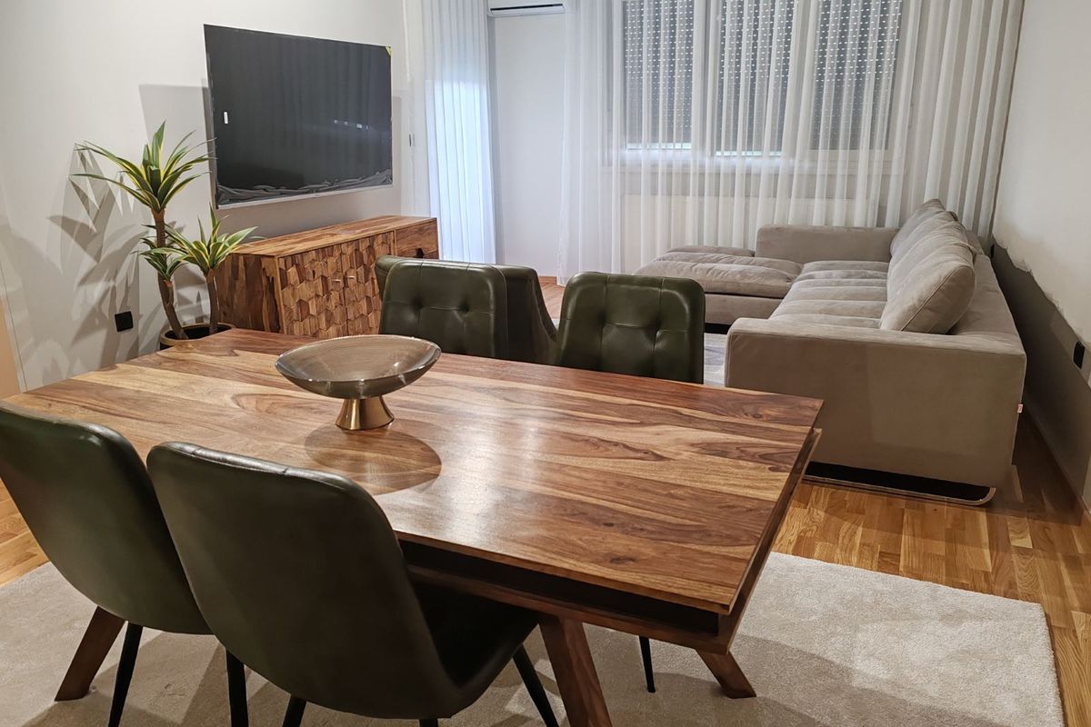 Nov stan u centru, 53 m², kompletno opremljen